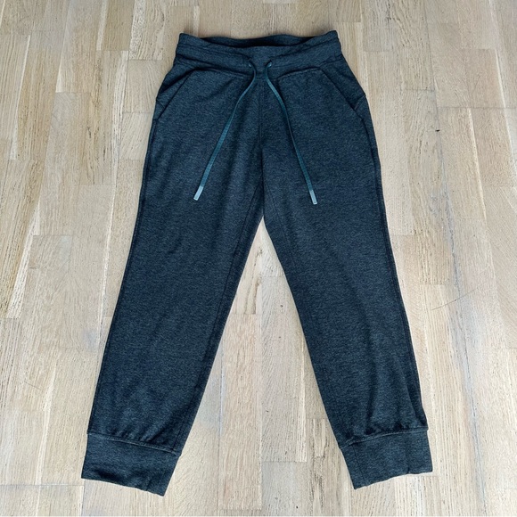 Lululemon Ready to Rulu Cropped Jogger US4 - Picture 5 of 12